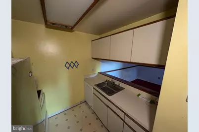 2 Cloverwood Court #101, Essex, MD 21221 - Photo 4