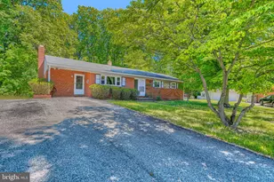 3204 Timberfield Ln, Pikesville, MD 21208 - Photo 2