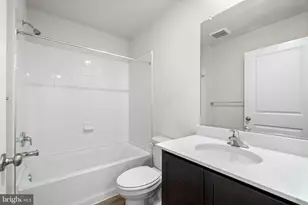 5011 Silver Oak Dr, Rosedale, MD 21237 - Photo 18