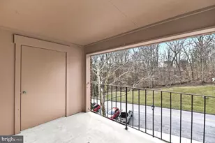 2151 Woodbox Ln, Baltimore, MD 21209 - Photo 32