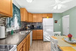 1924 Sunberry Rd, Baltimore, MD 21222 - Photo 10