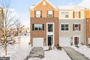 8449 Stansbury Lake Dr, Baltimore, MD 21222 - Photo 2