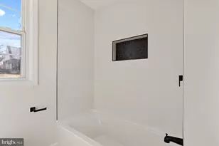 1817 Hanford Rd, Rosedale, MD 21237 - Photo 10