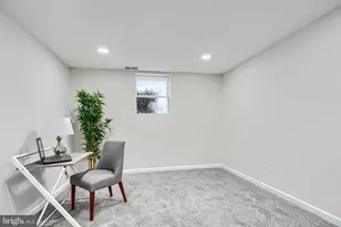 9517 Holiday Manor Rd, Baltimore, MD 21236 - Photo 32