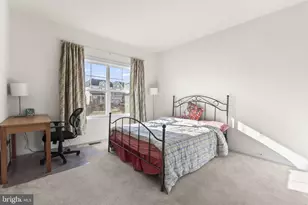 27 Eden Terrace Ln, Catonsville, MD 21228 - Photo 16