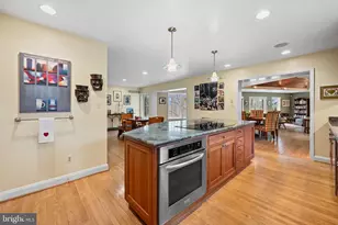 6507 Darnall Rd, Towson, MD 21204 - Photo 24