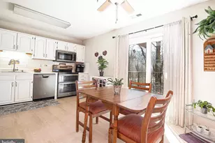 3901 Hannon Ct, Baltimore, MD 21236 - Photo 16