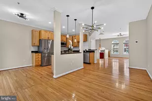 118 Persimmon Cir, Reisterstown, MD 21136 - Photo 8