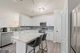400 Symphony Cir, Cockeysville, MD 21030 - Photo 10