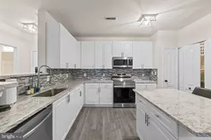 400 Symphony Cir, Cockeysville, MD 21030 - Photo 6