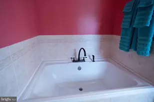 10201 Greenside Dr, Cockeysville, MD 21030 - Photo 10