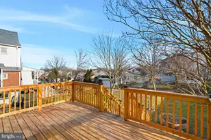 7813 Clarksworth Pl, Parkville, MD 21234 - Photo 2