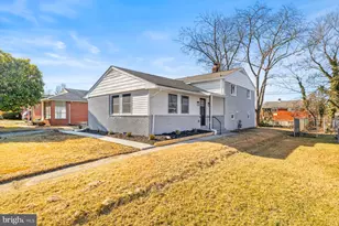 3426 Dayta Dr, Baltimore, MD 21207 - Photo 2