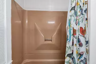 6328 Frederick Rd, Baltimore, MD 21228 - Photo 12