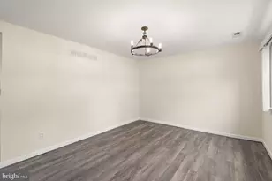 111 Shetland Cir, Reisterstown, MD 21136 - Photo 2