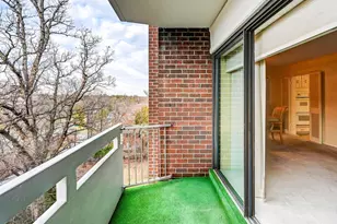 7 Slade Ave, Baltimore, MD 21208 - Photo 10