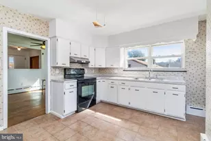 2503 Bauernschmidt Dr, Essex, MD 21221 - Photo 14