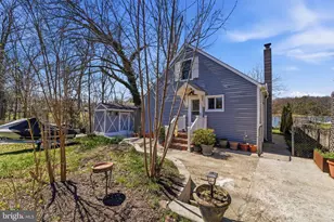 2200 Poplar Rd, Essex, MD 21221 - Photo 1
