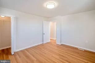 104 Ridge Ave, Baltimore, MD 21227 - Photo 28