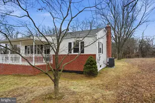 4835 Ridge Rd, Baltimore, MD 21237 - Photo 4
