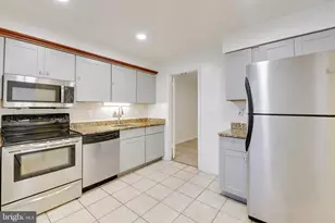 21 Tallow Ct, Baltimore, MD 21244 - Photo 10