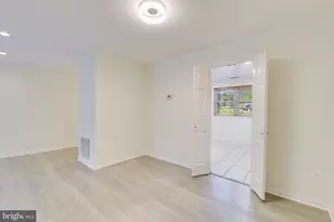 21 Tallow Ct, Baltimore, MD 21244 - Photo 14