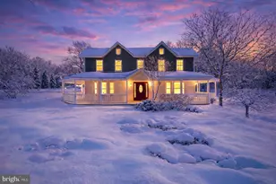 10607 Vincent Farm Ln, White Marsh, MD 21162 - Photo 4