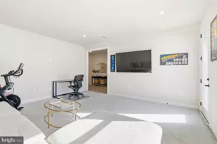 241 Hickory Holw Ct, Cockeysville, MD 21030 - Photo 6