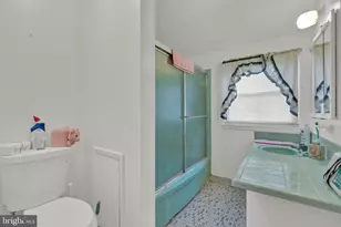 7723 Charlesmont Rd, Baltimore, MD 21222 - Photo 14