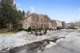 15 Castlewall Ct, Lutherville Timonium, MD 21093 - Photo 2