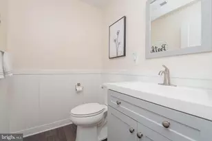 6211 Islington St, Middle River, MD 21220 - Photo 36