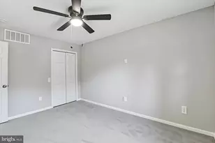 9234 Woodcreek Ct, Parkville, MD 21234 - Photo 10