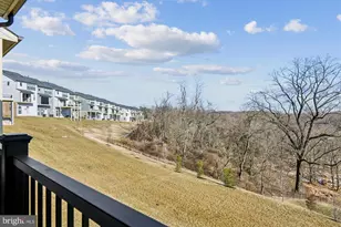 13709 Hunt Valley Ct, Cockeysville, MD 21030 - Photo 12