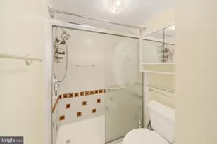 205 E Joppa Rd, Towson, MD 21286 - Photo 16