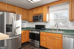 5657 Chelwynd Rd, Halethorpe, MD 21227 - Photo 10