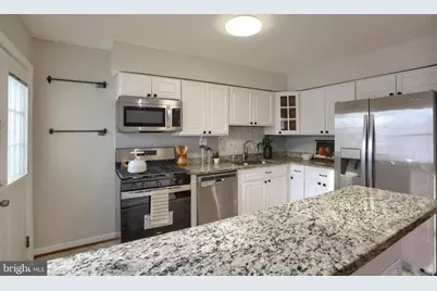 762 Seawall, Baltimore, MD 21221 - Photo 10