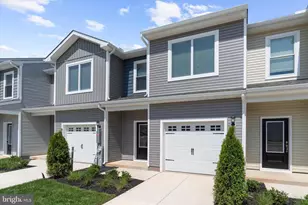 8133 Bartholomew Ct, Baltimore, MD 21206 - Photo 1