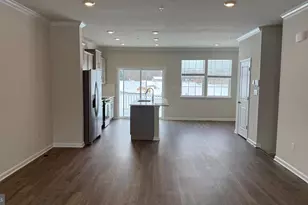 5042 Silver Oak, Rosedale, MD 21237 - Photo 8