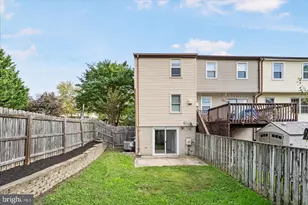 17 Lerner Ct, Nottingham, MD 21236 - Photo 2