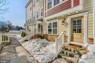 305 Davage Ln, Towson, MD 21286 - Photo 4