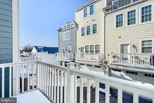 305 Davage Ln, Towson, MD 21286 - Photo 18