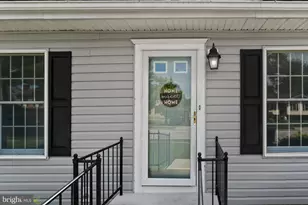2031 Pleasant Villa Ave, Baltimore, MD 21228 - Photo 4