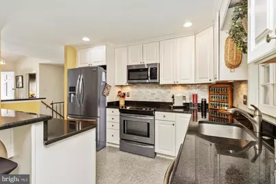 1002 Dunblane Road, Towson, MD 21286 - Photo 16