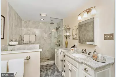 1002 Dunblane Road, Towson, MD 21286 - Photo 36