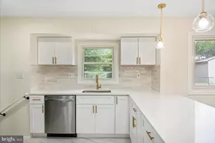 6726 Longhill Rd, Baltimore, MD 21207 - Photo 16