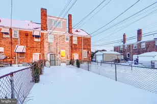 402 Chestnut Ct, Dundalk, MD 21222 - Photo 16