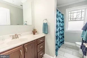 9031 Hinton Ave, Baltimore, MD 21219 - Photo 22