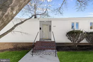 1009 Flagtree Ln, Baltimore, MD 21208 - Photo 2