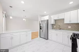 8105 Candle Ln, Baltimore, MD 21237 - Photo 16