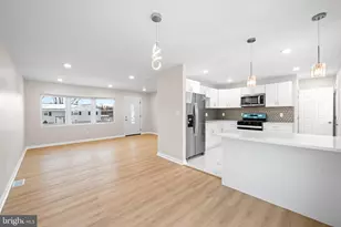 8105 Candle Ln, Baltimore, MD 21237 - Photo 14